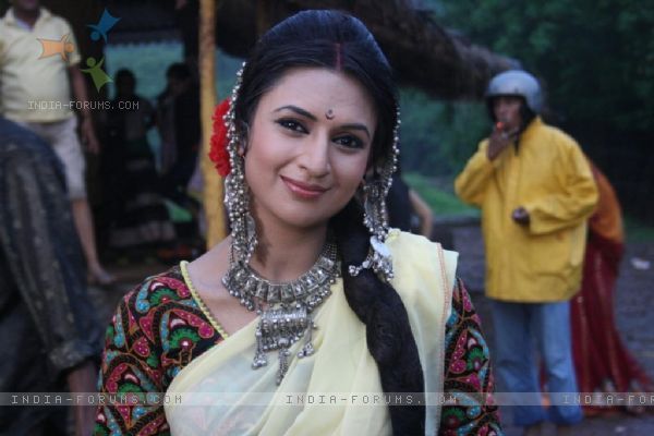 Divyanka Tripathi (38) - Divyanka Tripathi-poze noi