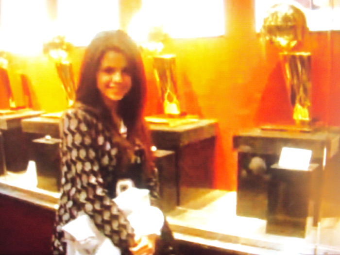 12273407_JNGGHUJNB - poze rare cu SELENA GOMEZ