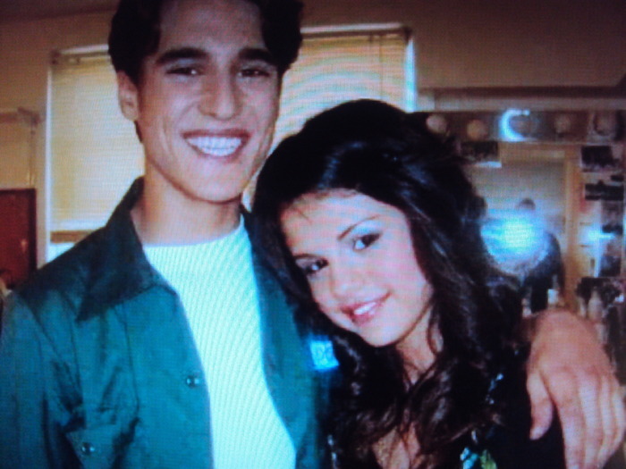 12273444_TGBGSSOHG - poze rare cu SELENA GOMEZ