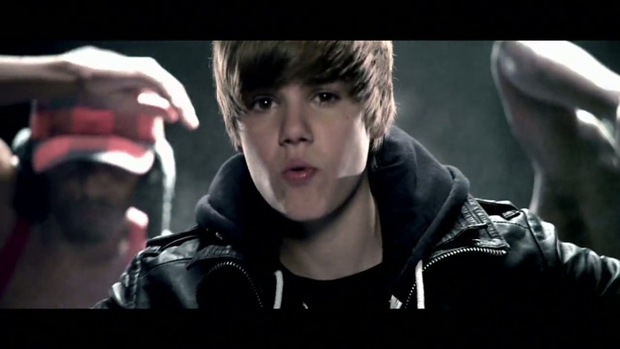 Justin-Bieber-Somebody-To-Love-Remix-ft.-Usher-09