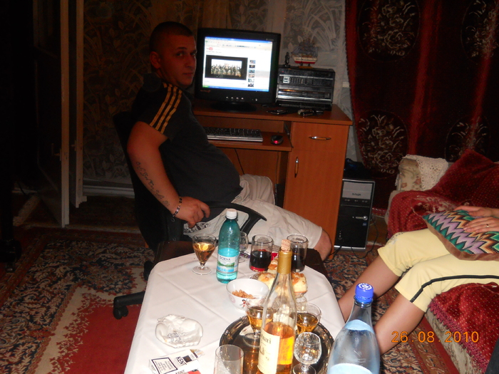 muzica buna... - nolens-volens