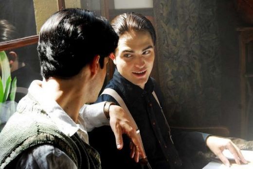 Little Ashes (2008) - Robert Pattinson nu inseamna doar Twilight