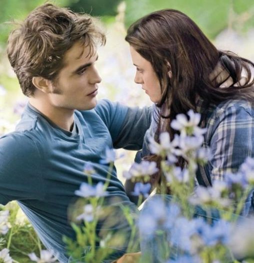 Twilight / New Moon / Eclipse (2008, 2009, 2010) - Robert Pattinson nu inseamna doar Twilight