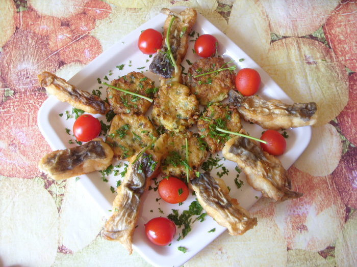 somn pane si chiftele din dovlecei si morcovi - CATE CEVA DIN BUCATARIA MEA