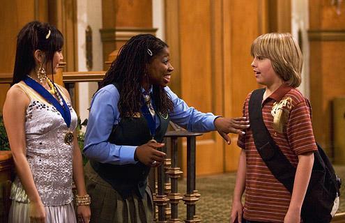 the-suite-life-of-zack-and-cody-596894l-imagine - zack si cody ce viata frumoase