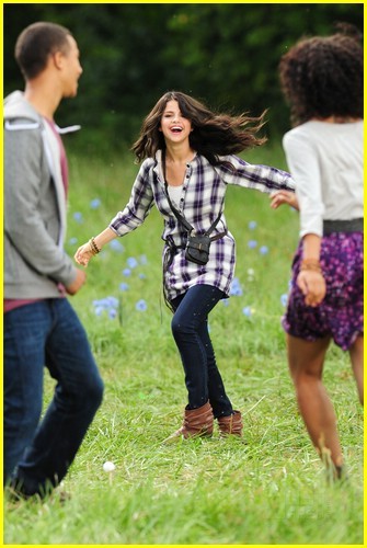 selenagomezdreamcommerc2