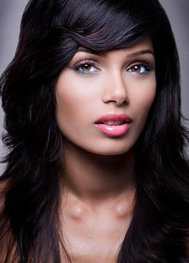 Freida Pinto (12) - x - Freida Pinto