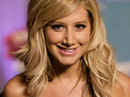 20491631_LFLOQDDST - Poze Ashley Tisdale