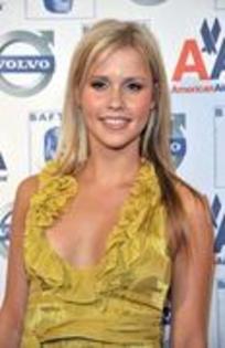 20499464_OWDFPBUVA - Poze Claire Holt