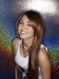 +9++ - Miley and Hannah