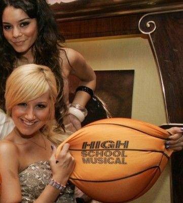 WPOEHZBLPTJKJNGSCMU - ashley