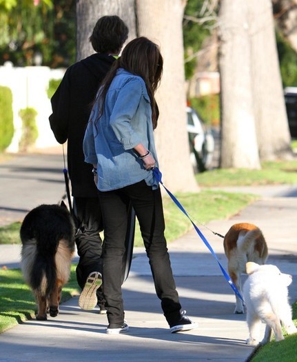 19742169_WUBHVXCPM - club miley-toate pozele mele cu miley si cu hannah