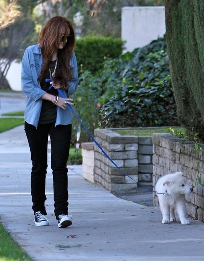 19742200_EWJYGADID - club miley-toate pozele mele cu miley si cu hannah