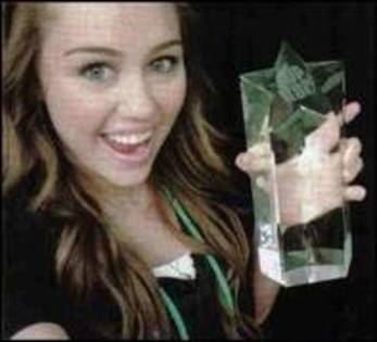 UGOWEBCFJDKAUZOIPIM - club miley-toate pozele mele cu miley si cu hannah