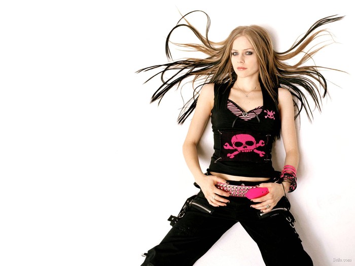 Avril Lavigne (77)
