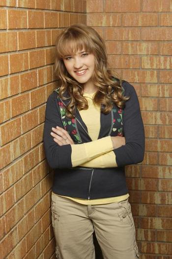 Emily_Osment_1262717548_1 - Poze Emily Osment