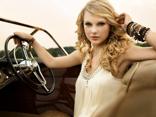 taylor-swift-831824l-poza