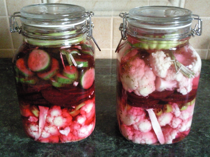 Inchiderea borcanelor