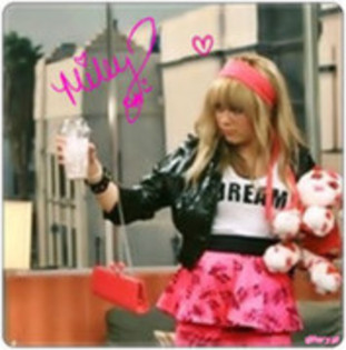 19493894_QSYPVAGQK[1] - poze cu hannah montana forever