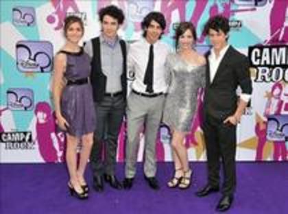 20671757_KQGEKABBW - DeMi pReMiErA fIlMuLuI CaMp RoCk 1