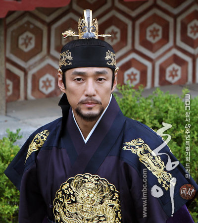 39887_1334249246850_1549634700_30750718_240223_n - Regele Sukjong