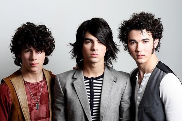 Joe_Jonas_1264192457_0 - jonas brothers