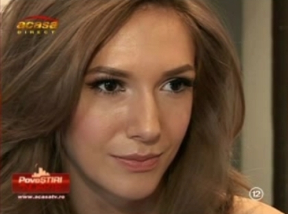 b9d9b9 - Poze Adela Popescu