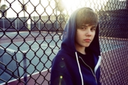 10319526_ZQLSUKAEA - justin bieber