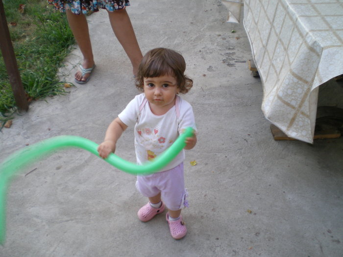 T290810 002 - DELIA