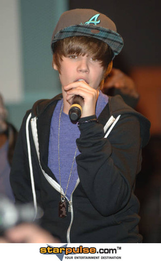 Justin%20Bieber-ESA-002707 - Justin Bieber