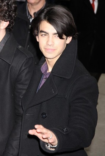 15194869_YOZDLHWSS[1] - Jonas Brothers