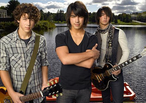 Nick_Jonas_1239994285_2 - jonas brothers