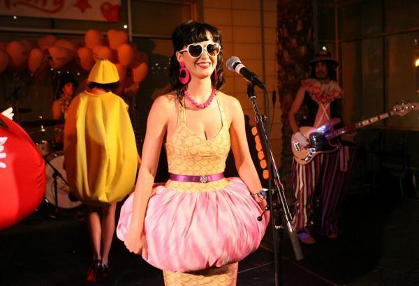 Katy_Perry_1223851622_4