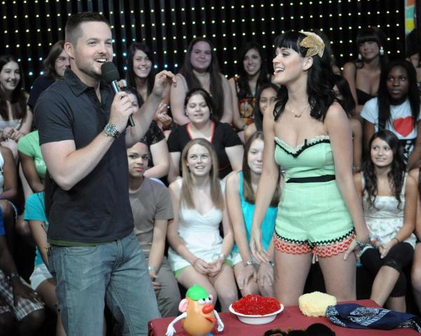 Katy_Perry_1223851730_3