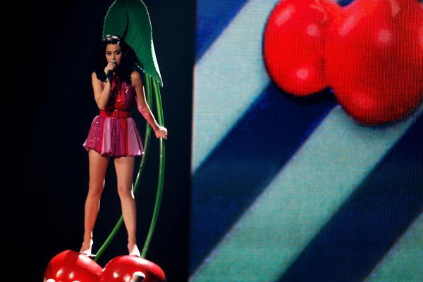 Katy_Perry_1255611565_2