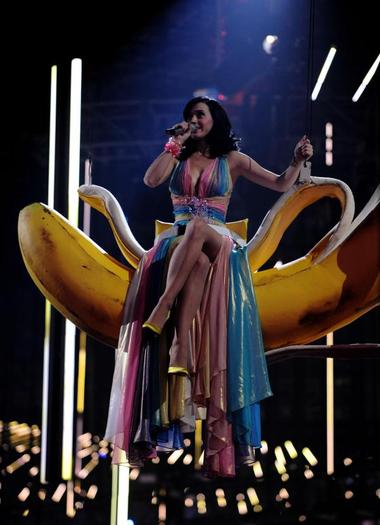 Katy_Perry_1255615745_3 - katy perry