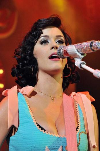 Katy_Perry_1255619725_0