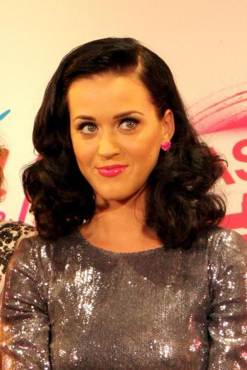 Katy_Perry_1255619735_4