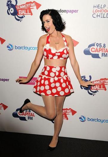 Katy_Perry_1259778549_3