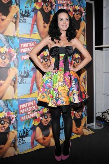 Katy_Perry_1259778574_1