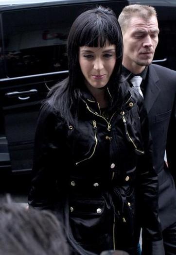 Katy_Perry_1259785590_3