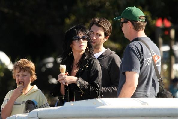 Katy_Perry_1259785696_4