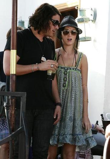 Katy_Perry_1259787781_1