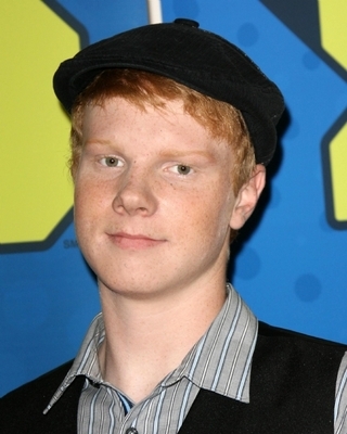 adam-hicks-680874l-poza - adam hicks