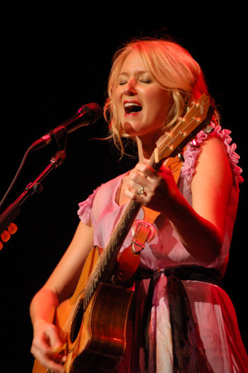 Jewel Kilcher (20)