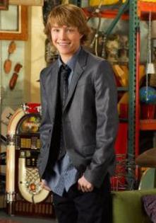 Sterling_Knight_1250669638_2