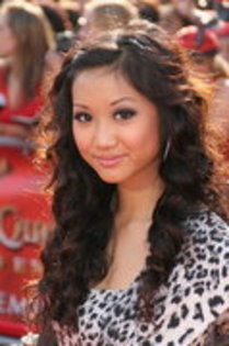 14599860_PZLYXWEMY - brenda song