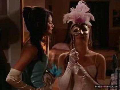 Princess_Protection_Program_1240051651_1_2009 - selena si demi poze