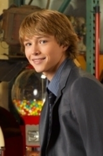 16612610_QEJIZDRVQ - Sterling Knight