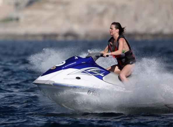 Katy_Perry_1259785943_3